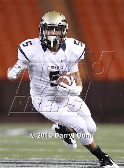 Thumbnail 1 in St. John Bosco vs. St. Louis photogallery.