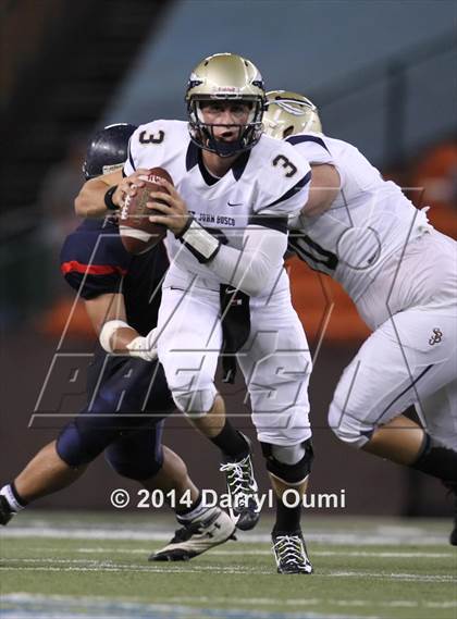 Thumbnail 3 in St. John Bosco vs. St. Louis photogallery.