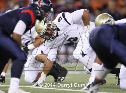 Thumbnail 2 in St. John Bosco vs. St. Louis photogallery.