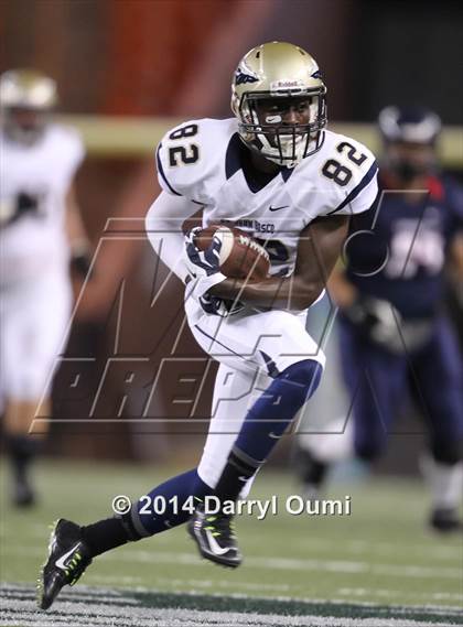 Thumbnail 2 in St. John Bosco vs. St. Louis photogallery.
