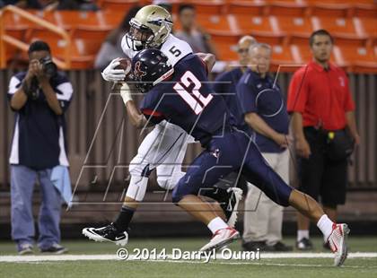 Thumbnail 1 in St. John Bosco vs. St. Louis photogallery.