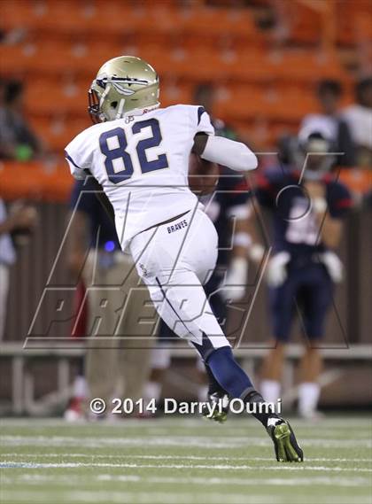 Thumbnail 1 in St. John Bosco vs. St. Louis photogallery.