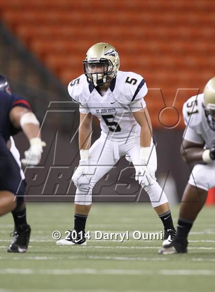 Thumbnail 3 in St. John Bosco vs. St. Louis photogallery.