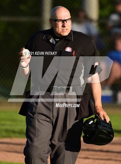 Thumbnail 3 in West Haven vs. Fairfield Prep (SCC Final) photogallery.