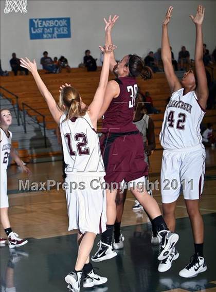 Thumbnail 1 in Clear Creek vs. A&M Consolidated (McDonalds Texas Invitational) photogallery.