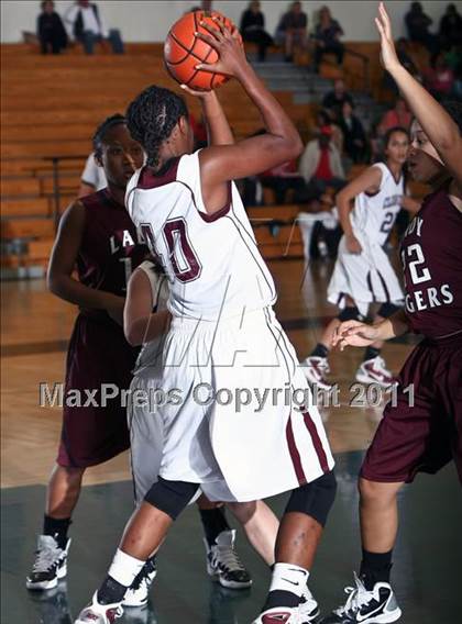 Thumbnail 1 in Clear Creek vs. A&M Consolidated (McDonalds Texas Invitational) photogallery.