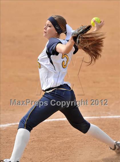Thumbnail 3 in Warren vs Huntington Beach (Timberwolf Classic) photogallery.