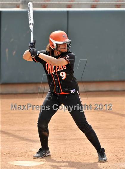 Thumbnail 2 in Warren vs Huntington Beach (Timberwolf Classic) photogallery.