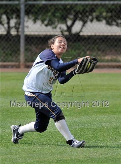 Thumbnail 1 in Warren vs Huntington Beach (Timberwolf Classic) photogallery.