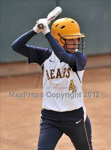 Thumbnail 1 in Warren vs Huntington Beach (Timberwolf Classic) photogallery.