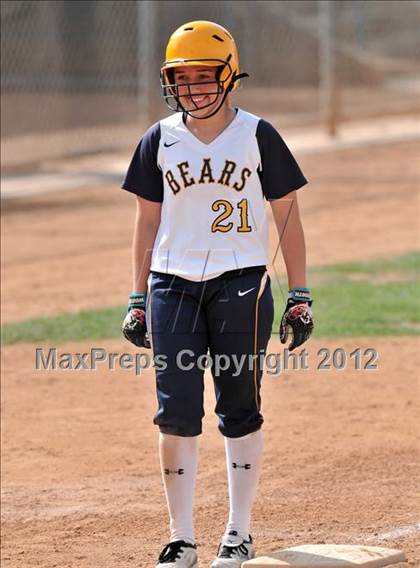 Thumbnail 3 in Warren vs Huntington Beach (Timberwolf Classic) photogallery.