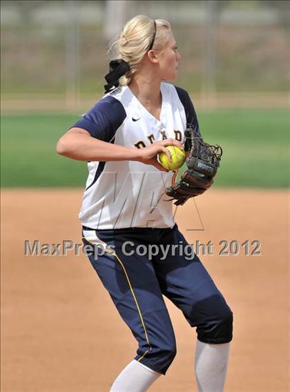 Thumbnail 2 in Warren vs Huntington Beach (Timberwolf Classic) photogallery.