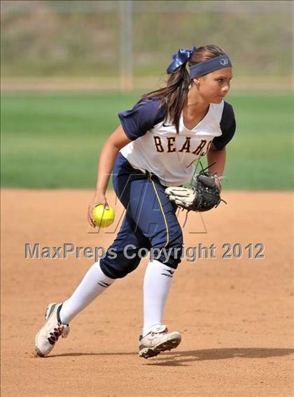 Thumbnail 3 in Warren vs Huntington Beach (Timberwolf Classic) photogallery.