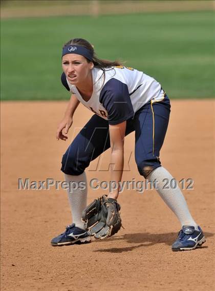 Thumbnail 3 in Warren vs Huntington Beach (Timberwolf Classic) photogallery.