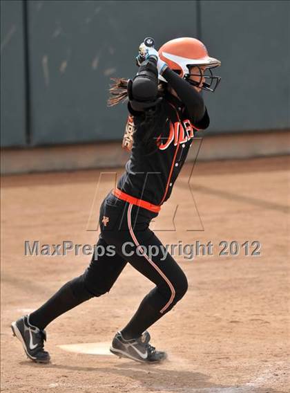 Thumbnail 1 in Warren vs Huntington Beach (Timberwolf Classic) photogallery.