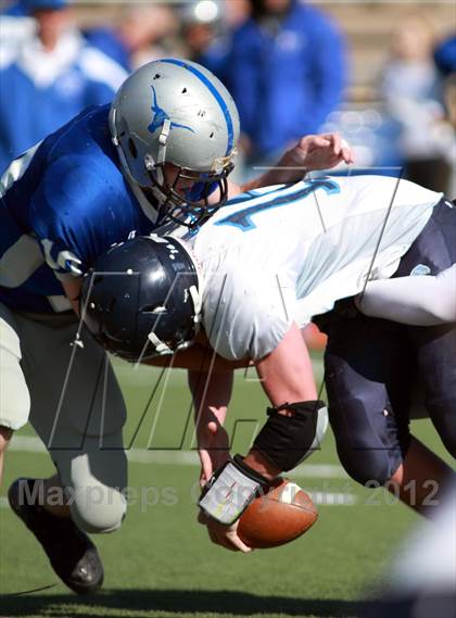 Thumbnail 3 in Thunder Ridge vs. B & B (KSHSAA 8M D2 State Championship) photogallery.