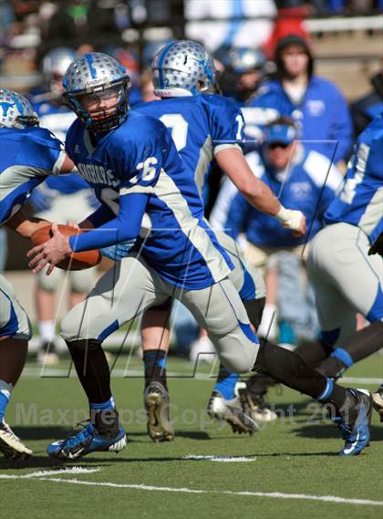 Thumbnail 1 in Thunder Ridge vs. B & B (KSHSAA 8M D2 State Championship) photogallery.