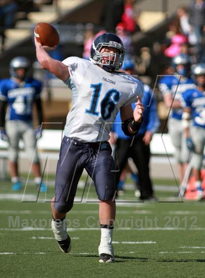 Thumbnail 3 in Thunder Ridge vs. B & B (KSHSAA 8M D2 State Championship) photogallery.