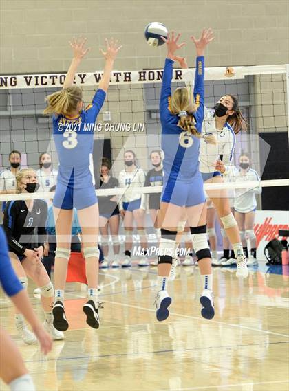 Thumbnail 2 in University Prep @ Exeter (CIF State D4 Final) photogallery.