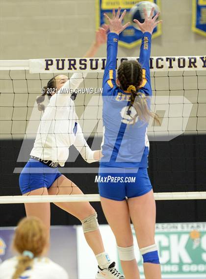 Thumbnail 2 in University Prep @ Exeter (CIF State D4 Final) photogallery.