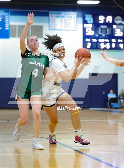 Thumbnail 3 in Bishop Grimes vs Fayetteville-Manlius photogallery.