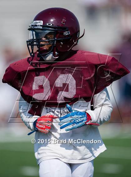 Thumbnail 3 in Waxahachie vs Rowlett (Scrimmage) photogallery.
