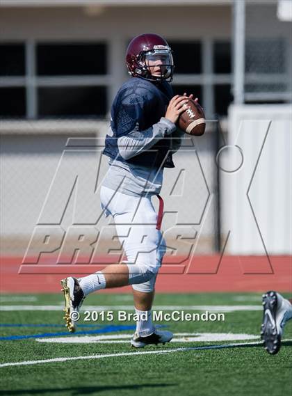 Thumbnail 3 in Waxahachie vs Rowlett (Scrimmage) photogallery.