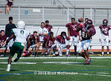 Thumbnail 3 in Waxahachie vs Rowlett (Scrimmage) photogallery.