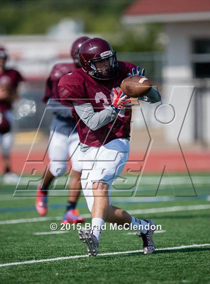 Thumbnail 3 in Waxahachie vs Rowlett (Scrimmage) photogallery.