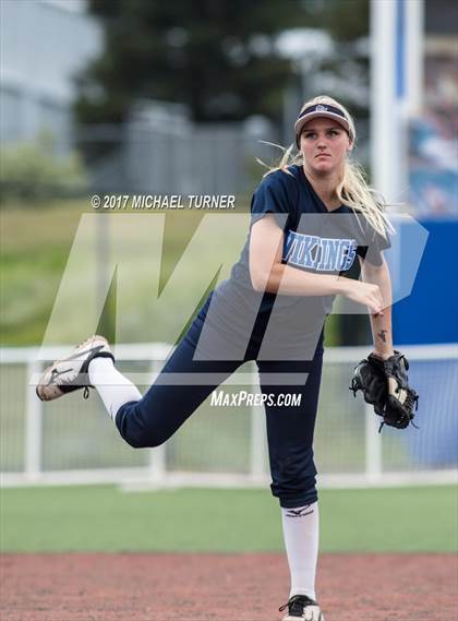 Thumbnail 1 in Pleasant Valley vs. East Nicolaus photogallery.