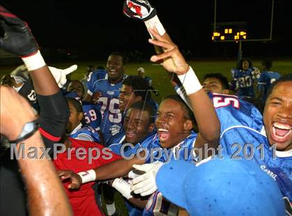 Thumbnail 1 in Serra vs. Arroyo Grande (CIF SS Western Division Final) photogallery.
