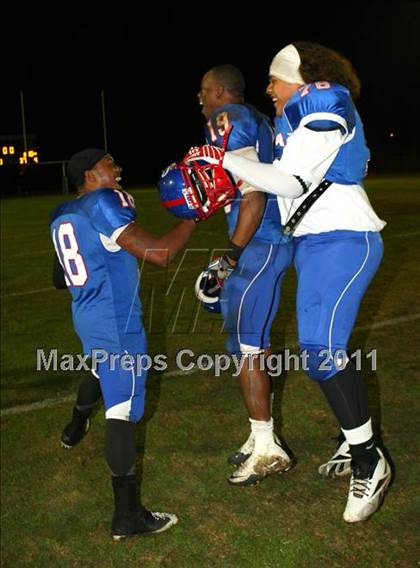 Thumbnail 1 in Serra vs. Arroyo Grande (CIF SS Western Division Final) photogallery.