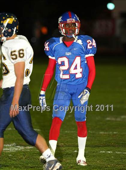 Thumbnail 3 in Serra vs. Arroyo Grande (CIF SS Western Division Final) photogallery.