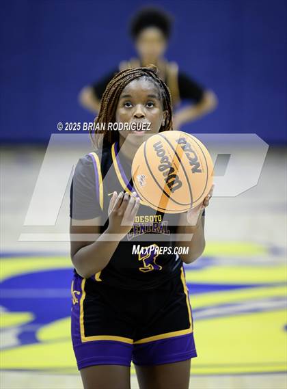 Thumbnail 3 in DeSoto Central vs. Mountain Home (Wynne Classic) photogallery.