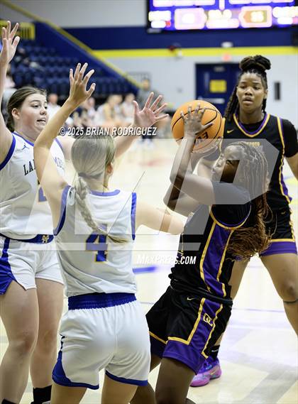 Thumbnail 3 in DeSoto Central vs. Mountain Home (Wynne Classic) photogallery.