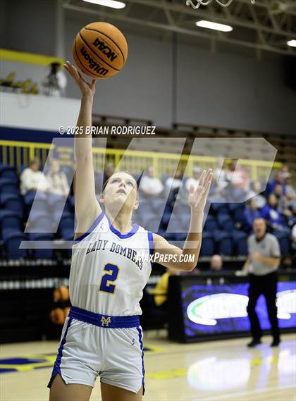Thumbnail 1 in DeSoto Central vs. Mountain Home (Wynne Classic) photogallery.