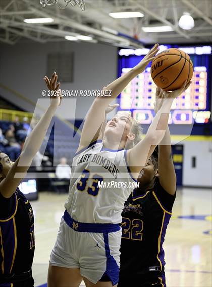 Thumbnail 2 in DeSoto Central vs. Mountain Home (Wynne Classic) photogallery.