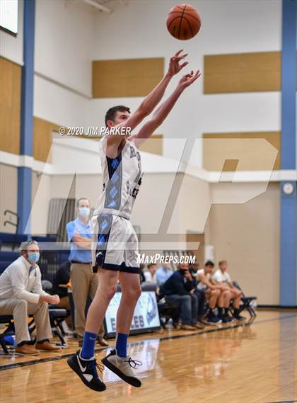Thumbnail 1 in St. Andrew's vs Round Rock HomeSchool (St. Dominic Savio Tournament) photogallery.