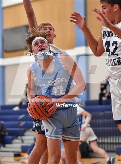 Thumbnail 1 in St. Andrew's vs Round Rock HomeSchool (St. Dominic Savio Tournament) photogallery.
