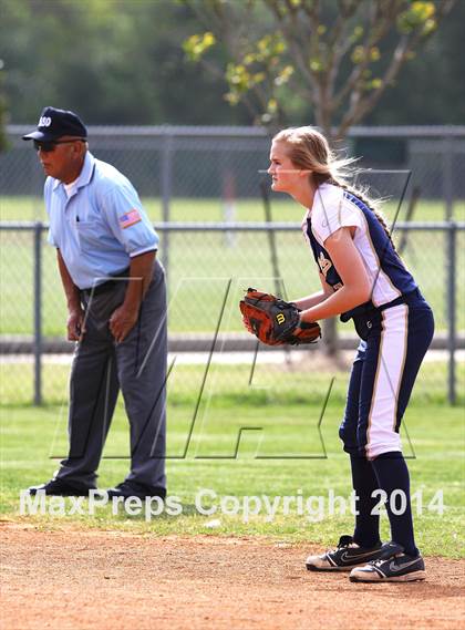 Thumbnail 2 in First Baptist Christian vs Alpha Omega Academy photogallery.
