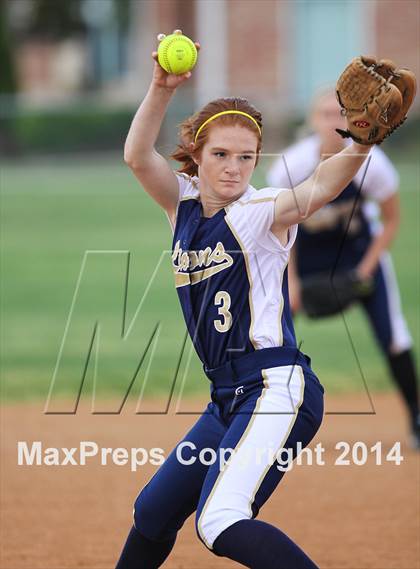 Thumbnail 2 in First Baptist Christian vs Alpha Omega Academy photogallery.