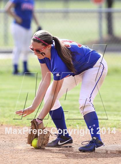 Thumbnail 2 in First Baptist Christian vs Alpha Omega Academy photogallery.