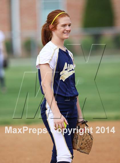 Thumbnail 3 in First Baptist Christian vs Alpha Omega Academy photogallery.
