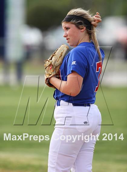 Thumbnail 3 in First Baptist Christian vs Alpha Omega Academy photogallery.