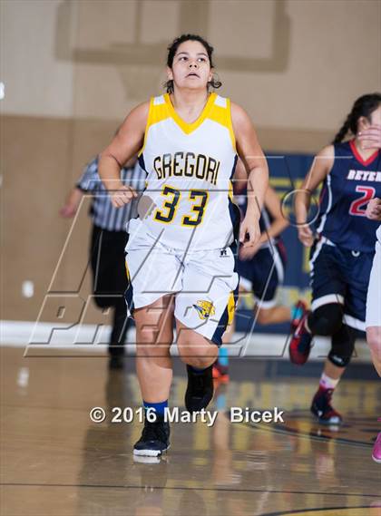 Thumbnail 1 in Beyer @ Gregori photogallery.