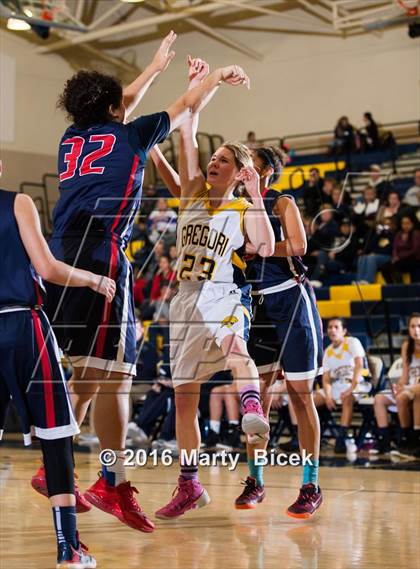 Thumbnail 1 in Beyer @ Gregori photogallery.