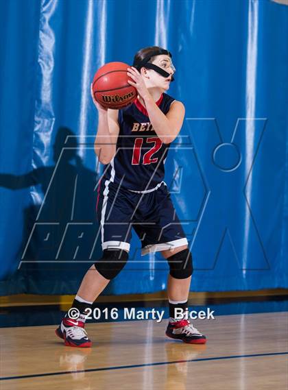 Thumbnail 3 in Beyer @ Gregori photogallery.