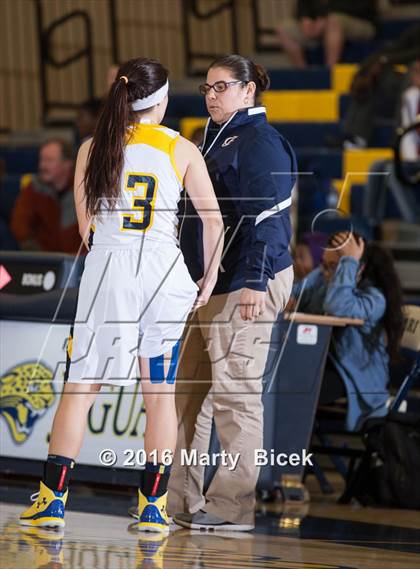 Thumbnail 3 in Beyer @ Gregori photogallery.