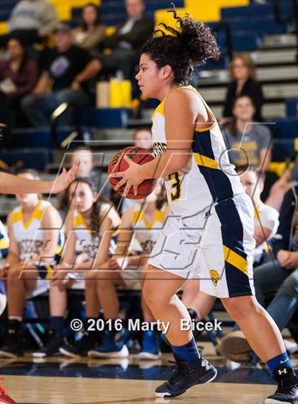 Thumbnail 1 in Beyer @ Gregori photogallery.