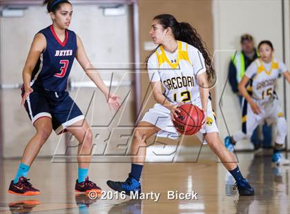 Thumbnail 1 in Beyer @ Gregori photogallery.